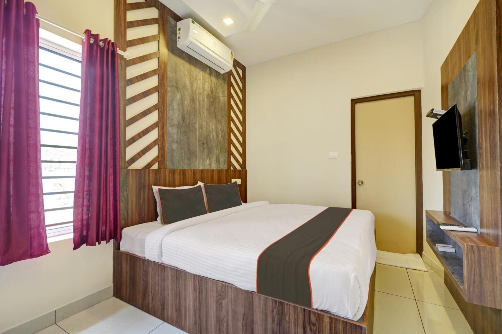 Gypsy Hotel Cusat Kochi Zewnętrze zdjęcie