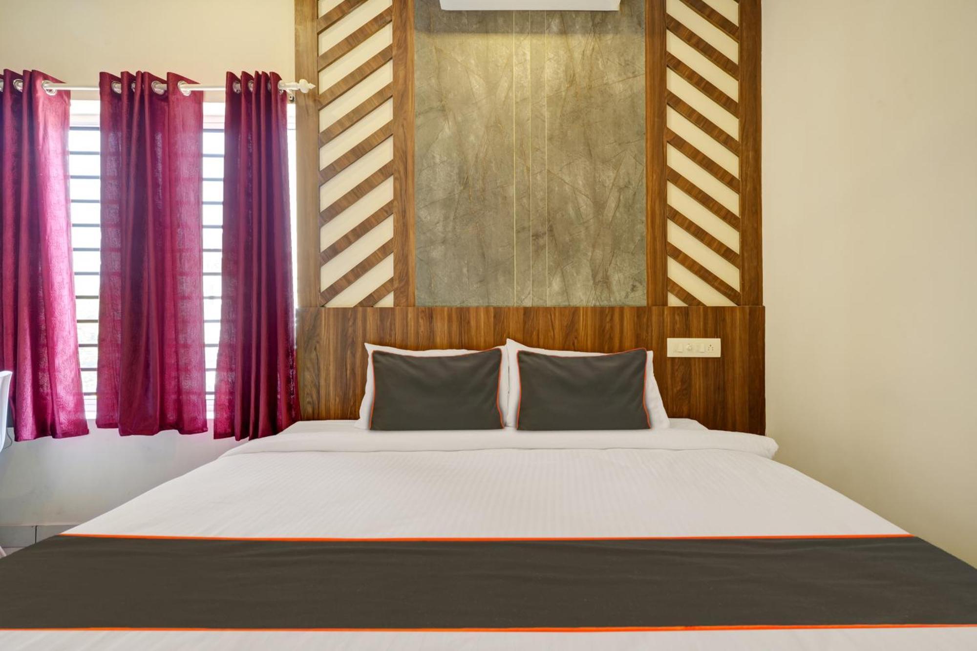 Gypsy Hotel Cusat Kochi Zewnętrze zdjęcie