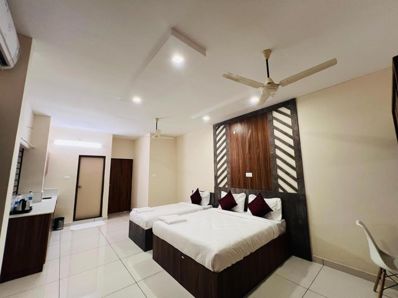 Gypsy Hotel Cusat Kochi Zewnętrze zdjęcie